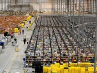 Amazon increases starting salary to £31,408 as 70,000 UK staff get pay rise