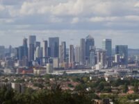 FTSE 100 falls as higher oil prices add to investor worries